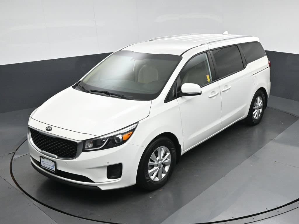 2017 Kia Sedona LX, photo 71 of 73