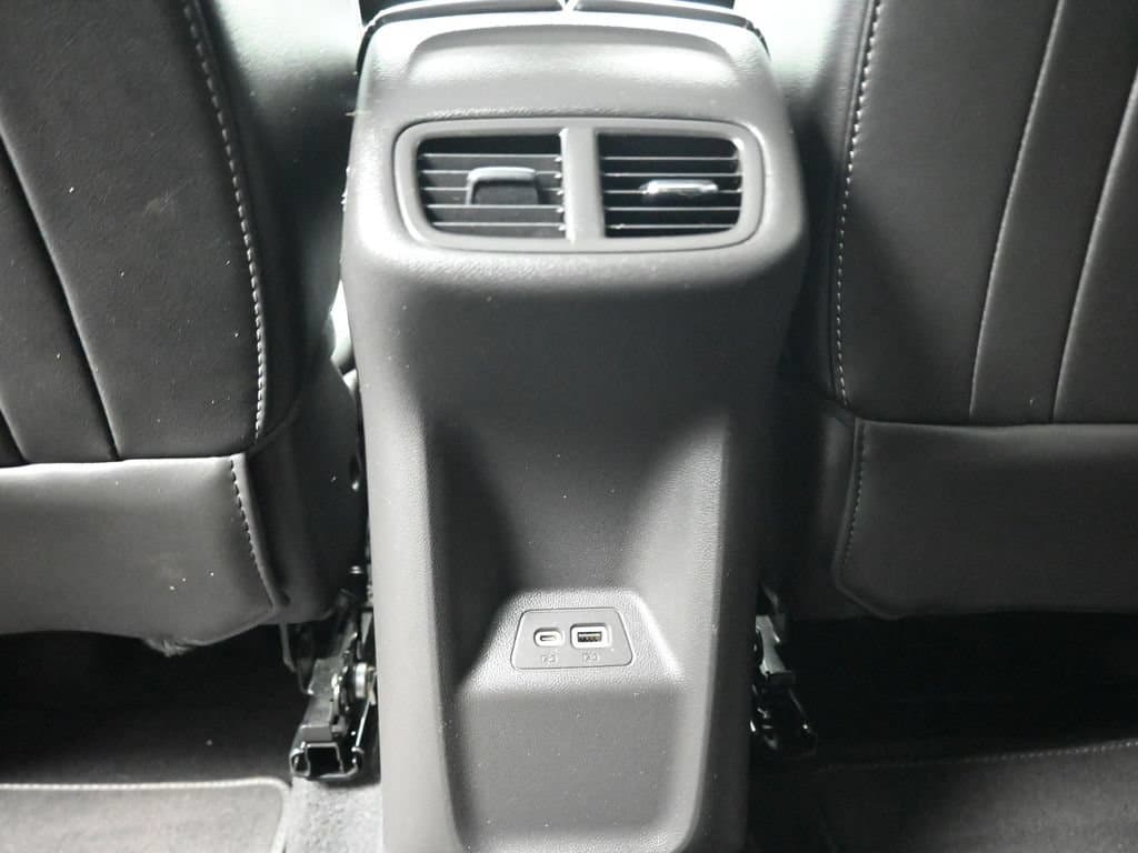 2021 Buick Envision Essence, photo 33 of 63