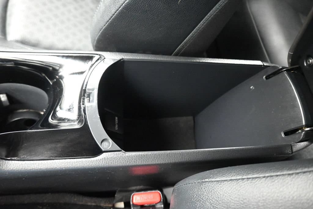 2021 Toyota C-HR Limited, photo 23 of 54
