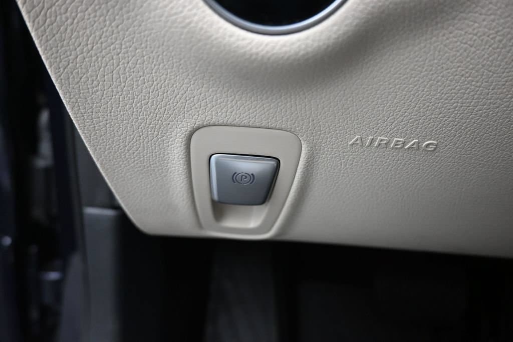 2022 Mercedes-Benz E-Class E 350, photo 33 of 64