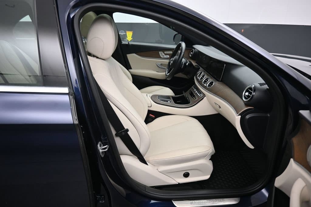 2022 Mercedes-Benz E-Class E 350, photo 47 of 64