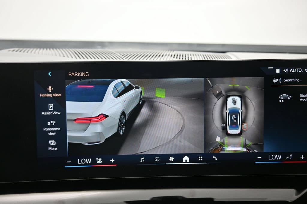 2026 BMW 5 Series 530i, photo 26 of 68