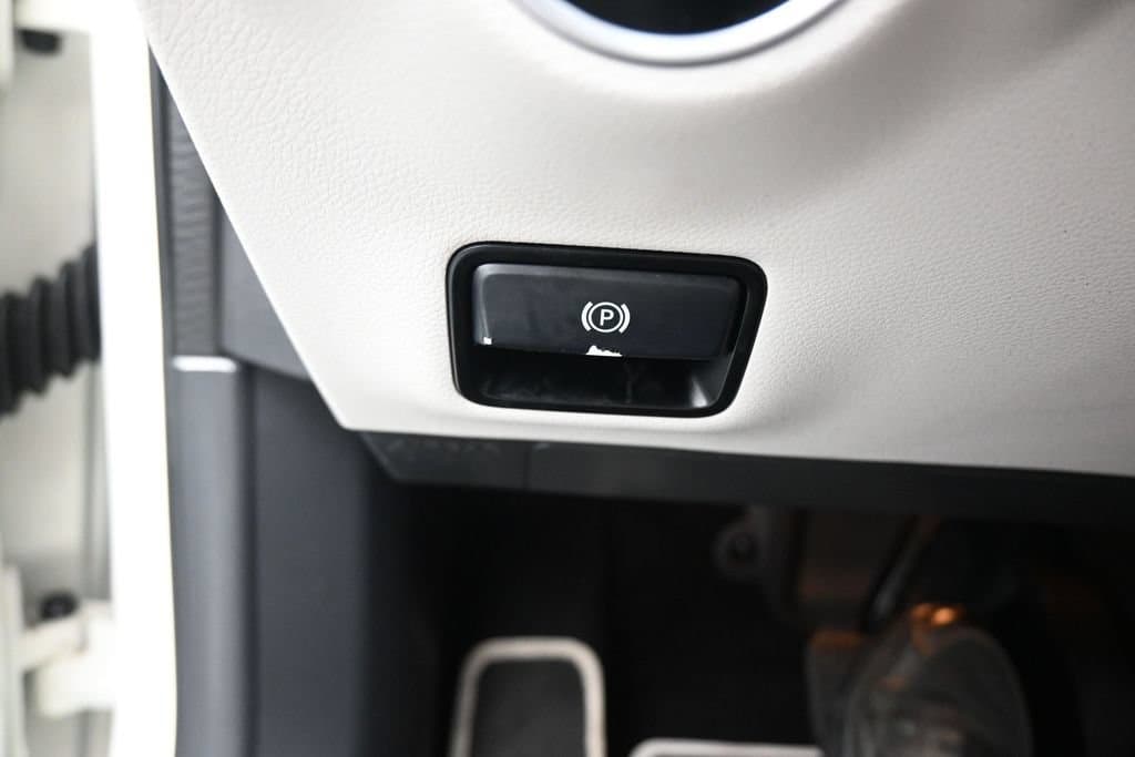 2016 Mercedes-Benz GLA GLA 250, photo 27 of 58