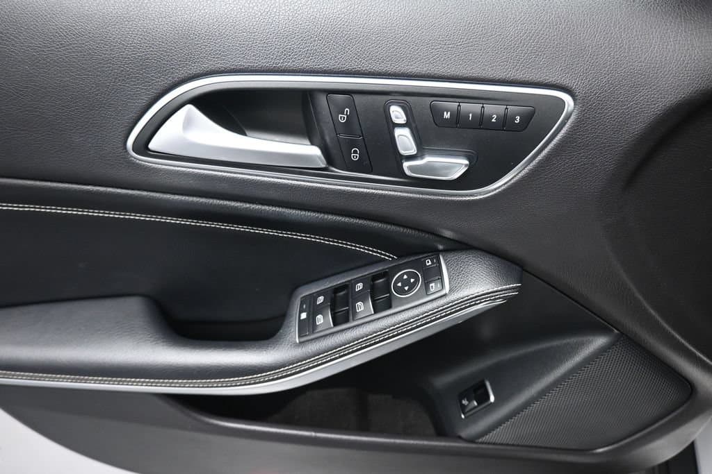 2020 Mercedes-Benz GLA GLA 250 4MATIC®, photo 10 of 58