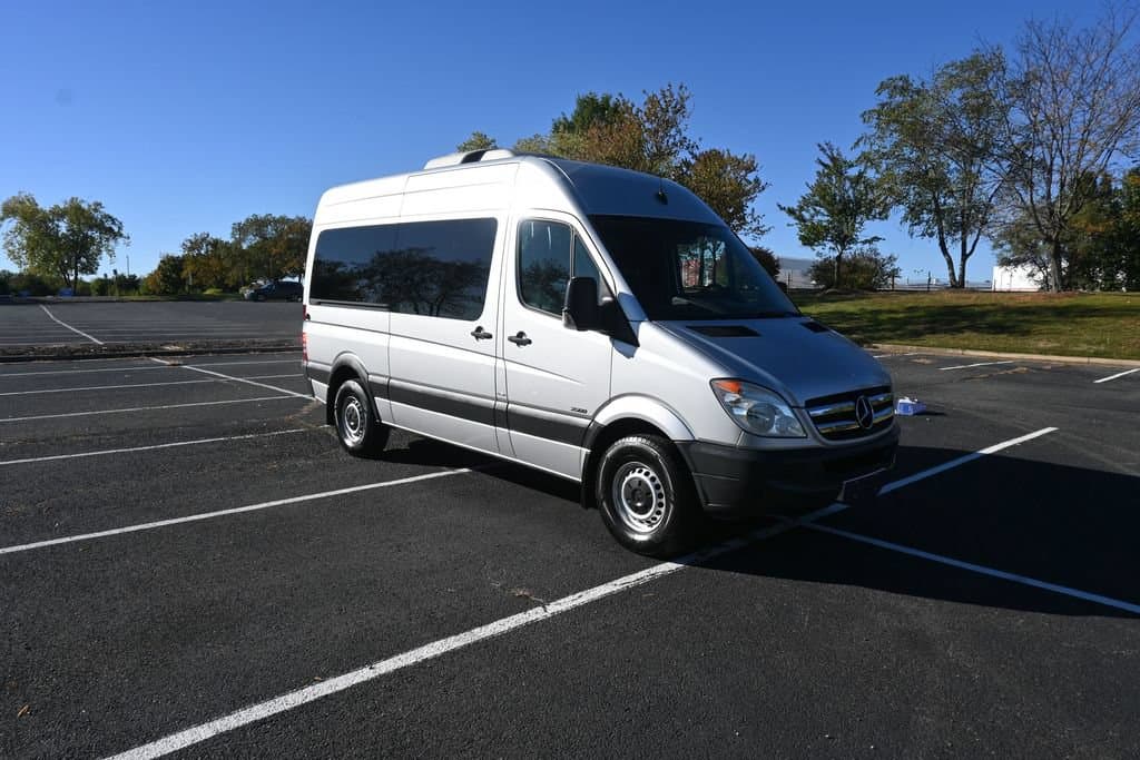 2013 Mercedes-Benz Sprinter 2500 Passenger 144 WB BlueTEC®, photo 21 of 62
