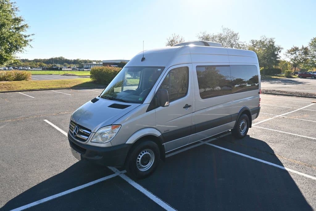 2013 Mercedes-Benz Sprinter 2500 Passenger 144 WB BlueTEC®, photo 4 of 62