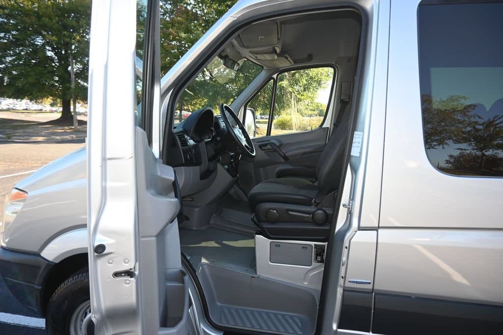 2013 Mercedes-Benz Sprinter 2500 Passenger 144 WB BlueTEC®, photo 28 of 62