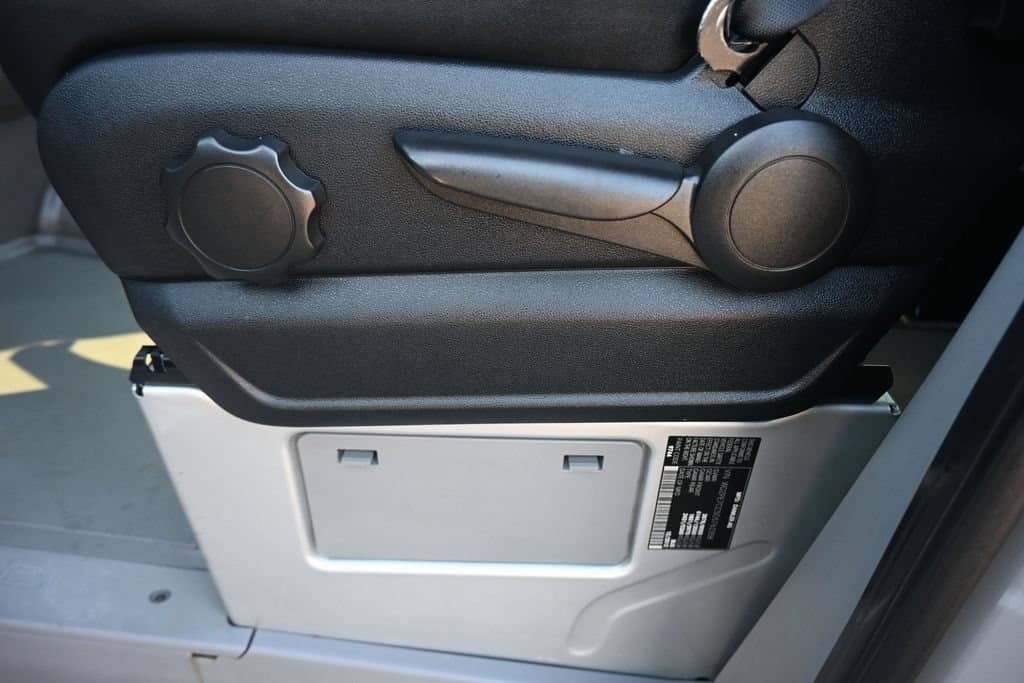 2013 Mercedes-Benz Sprinter 2500 Passenger 144 WB BlueTEC®, photo 29 of 62