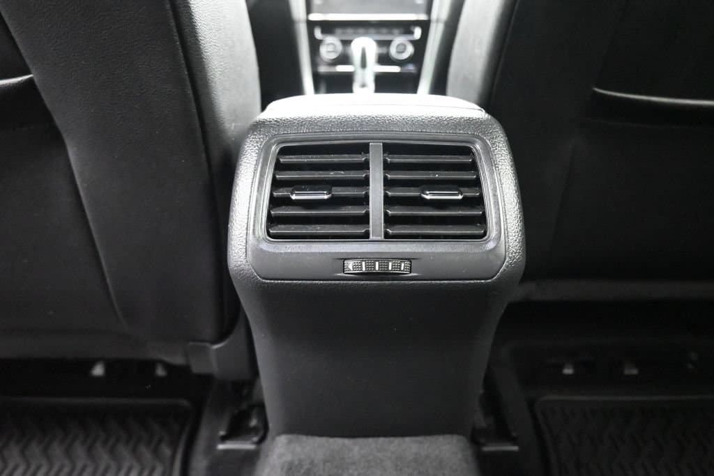 2019 Volkswagen Golf R DCC & Navigation 4Motion, photo 33 of 57