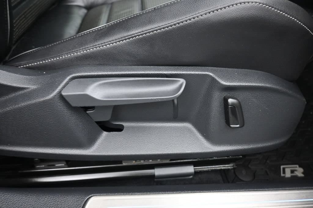 2019 Volkswagen Golf R DCC & Navigation 4Motion, photo 41 of 57
