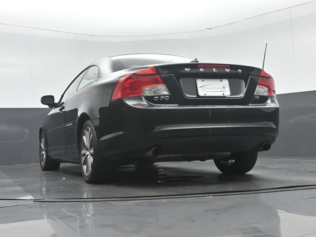 2011 Volvo C70 T5, photo 44 of 49